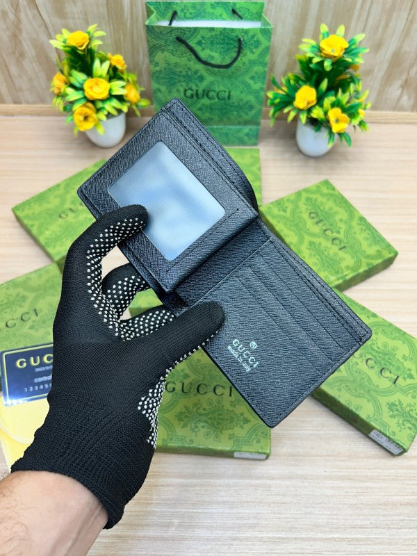 Gucci GG Supreme Snake Print Bifold Wallet