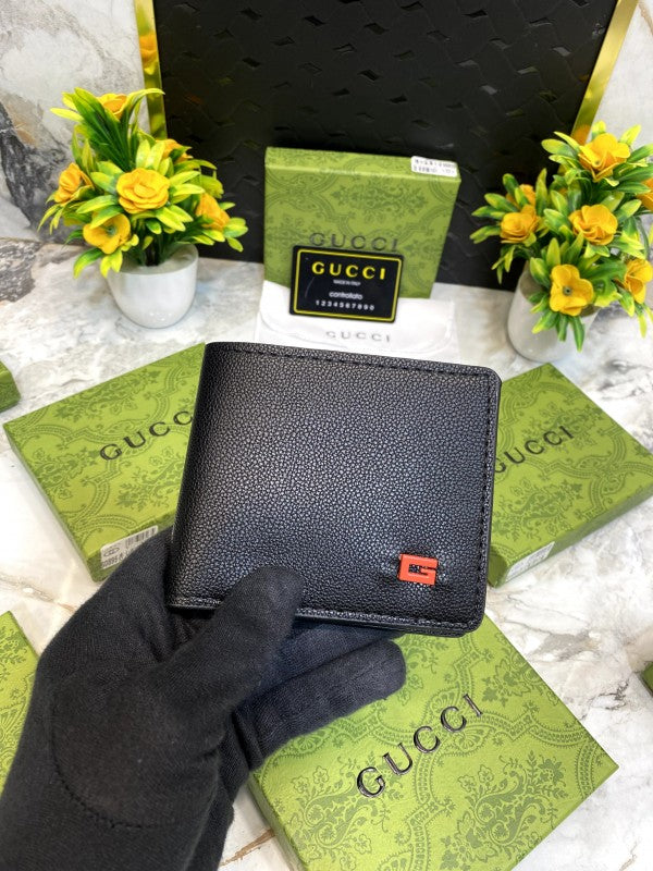 Gucci Black Pebbled Leather Bifold Wallet with Red ‘G’ Logo Accent