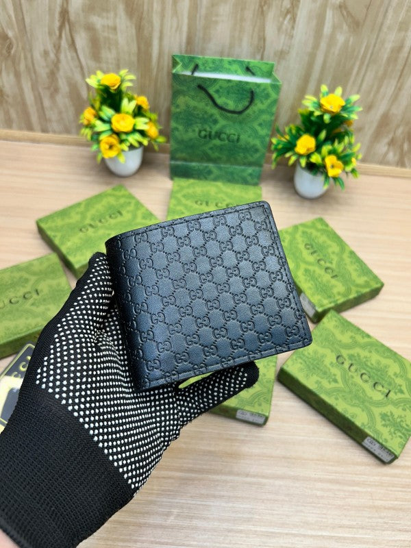 Gucci Microguccissima GG Black Leather Bifold Wallet